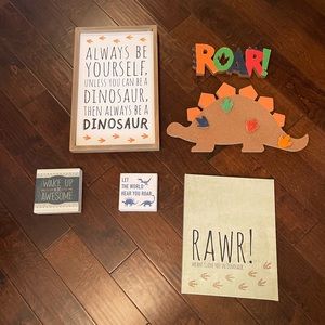 Dinosaur Wall Decor Lot